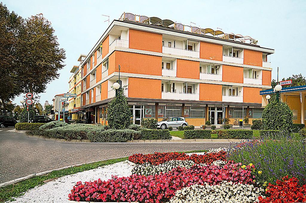 Appartamenti Foyer Bibione Esterno foto